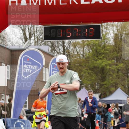 13.04.2025 - Hammer Lauf A. Gomolzig http://msf.ph/oto/7653373 13.04.2025 12:57:11 Ziel 232, 475, 1080, 1254, 1255 meine-sportfotos.de