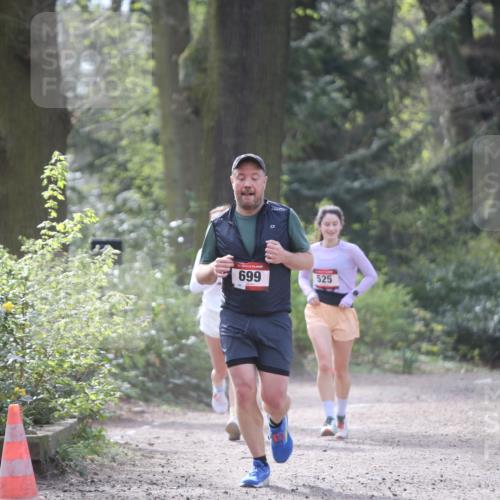 13.04.2025 - Hammer Lauf Jannik Wohlers http://msf.ph/oto/7653413 13.04.2025 10:40:14 Laufen 699, 525 meine-sportfotos.de