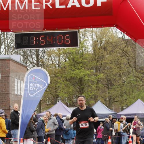 13.04.2025 - Hammer Lauf A. Gomolzig http://msf.ph/oto/7653645 13.04.2025 12:54:04 Ziel 670, 756, 858, 1567, 1571, 1572 meine-sportfotos.de