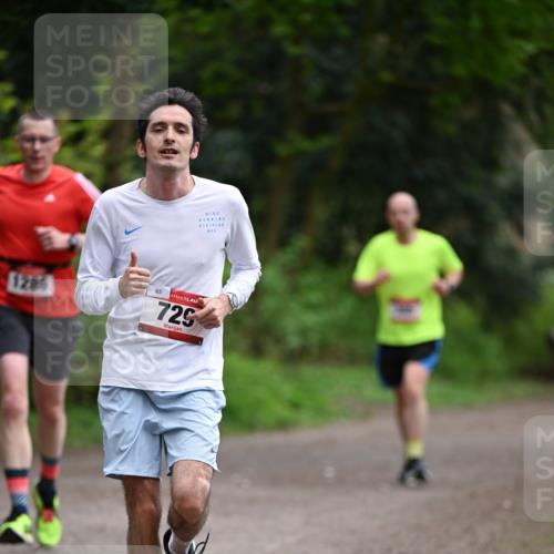13.04.2025 - Hammer Lauf Dr. Thomas Lammeyer http://msf.ph/oto/7653685 13.04.2025 10:32:58 Laufen 1286, 63, 729 meine-sportfotos.de