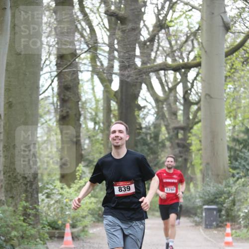 13.04.2025 - Hammer Lauf Jannik Wohlers http://msf.ph/oto/7653886 13.04.2025 10:37:50 Laufen 839 meine-sportfotos.de