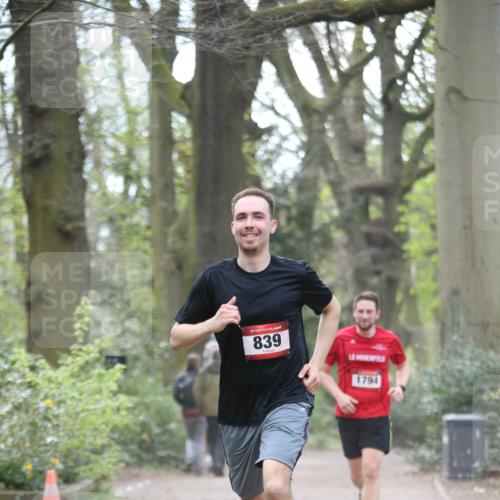 13.04.2025 - Hammer Lauf Jannik Wohlers http://msf.ph/oto/7653895 13.04.2025 10:37:49 Laufen 15, 839, 1794 meine-sportfotos.de