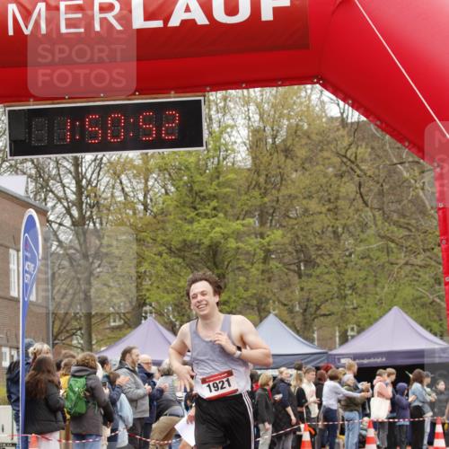 13.04.2025 - Hammer Lauf A. Gomolzig http://msf.ph/oto/7653971 13.04.2025 12:50:50 Ziel 21, 1563, 1577, 1610, 1921 meine-sportfotos.de