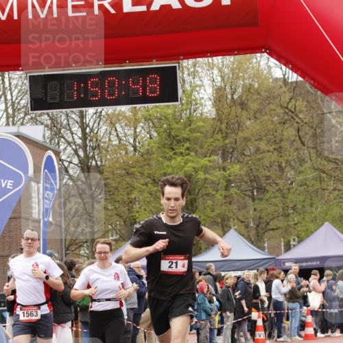 13.04.2025 - Hammer Lauf A. Gomolzig http://msf.ph/oto/7653983 13.04.2025 12:50:46 Ziel 21, 688, 712, 1000, 1289, 1312, 1563, 1577, 1610, 1921 meine-sportfotos.de