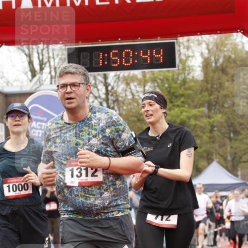 13.04.2025 - Hammer Lauf A. Gomolzig http://msf.ph/oto/7653995 13.04.2025 12:50:42 Ziel 3, 21, 688, 712, 771, 1000, 1289, 1312, 1563, 1577, 1610 meine-sportfotos.de