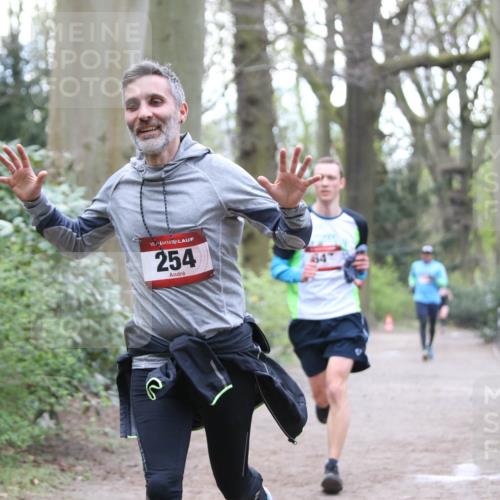 13.04.2025 - Hammer Lauf Jannik Wohlers http://msf.ph/oto/7654187 13.04.2025 10:36:21 Laufen 15, 254 meine-sportfotos.de