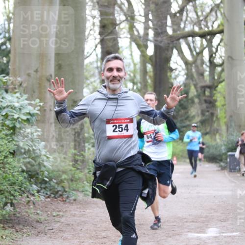 13.04.2025 - Hammer Lauf Jannik Wohlers http://msf.ph/oto/7654190 13.04.2025 10:36:20 Laufen 15, 254, 647 meine-sportfotos.de