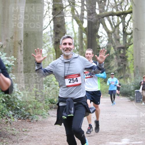 13.04.2025 - Hammer Lauf Jannik Wohlers http://msf.ph/oto/7654192 13.04.2025 10:36:20 Laufen 450, 15, 254, 64 meine-sportfotos.de