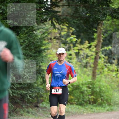 13.04.2025 - Hammer Lauf Dr. Thomas Lammeyer http://msf.ph/oto/7654261 13.04.2025 10:33:58 Laufen 312 meine-sportfotos.de
