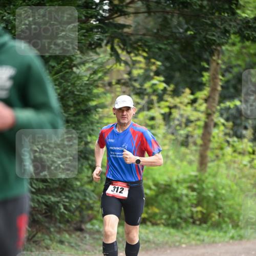 13.04.2025 - Hammer Lauf Dr. Thomas Lammeyer http://msf.ph/oto/7654264 13.04.2025 10:33:58 Laufen 312 meine-sportfotos.de
