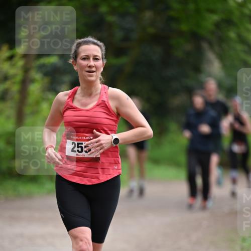 13.04.2025 - Hammer Lauf Dr. Thomas Lammeyer http://msf.ph/oto/7654366 13.04.2025 10:34:17 Laufen 255 meine-sportfotos.de