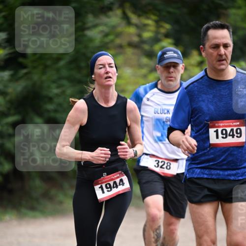 13.04.2025 - Hammer Lauf Dr. Thomas Lammeyer http://msf.ph/oto/7654419 13.04.2025 10:34:24 Laufen 15, 1944, 15, 1949, 328 meine-sportfotos.de