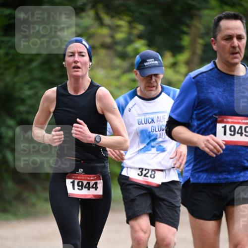 13.04.2025 - Hammer Lauf Dr. Thomas Lammeyer http://msf.ph/oto/7654424 13.04.2025 10:34:24 Laufen 1949, 15, 1944, 328 meine-sportfotos.de
