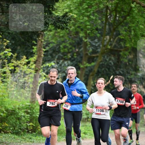 13.04.2025 - Hammer Lauf Dr. Thomas Lammeyer http://msf.ph/oto/7654442 13.04.2025 10:34:42 Laufen 792, 238, 1106, 1708 meine-sportfotos.de