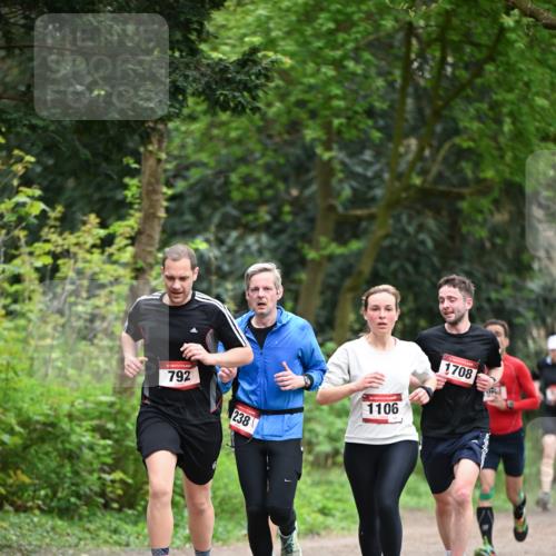 13.04.2025 - Hammer Lauf Dr. Thomas Lammeyer http://msf.ph/oto/7654444 13.04.2025 10:34:42 Laufen 792, 238, 1106, 1708 meine-sportfotos.de