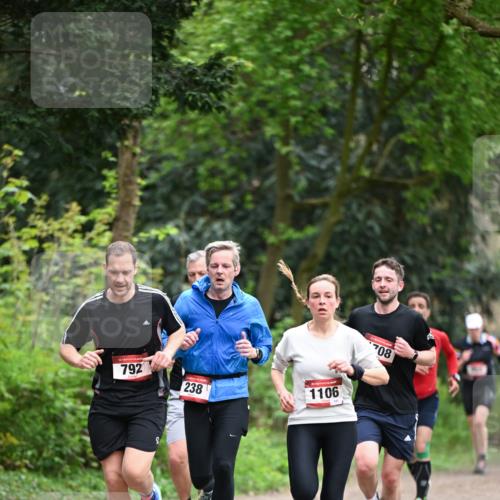 13.04.2025 - Hammer Lauf Dr. Thomas Lammeyer http://msf.ph/oto/7654450 13.04.2025 10:34:42 Laufen 792, 238, 1106, 708 meine-sportfotos.de