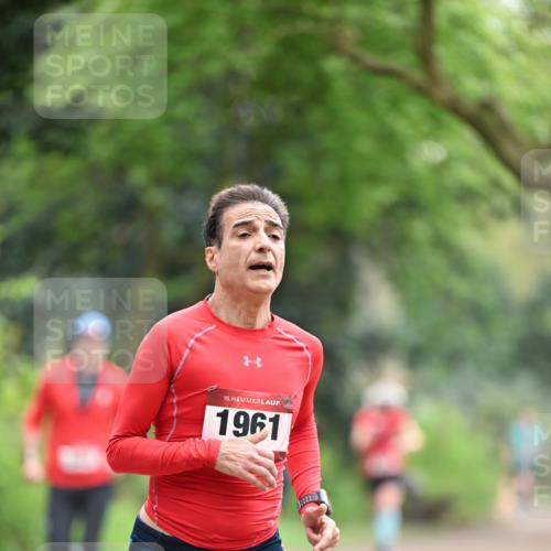 13.04.2025 - Hammer Lauf Dr. Thomas Lammeyer http://msf.ph/oto/7654519 13.04.2025 10:34:48 Laufen 15, 1961 meine-sportfotos.de