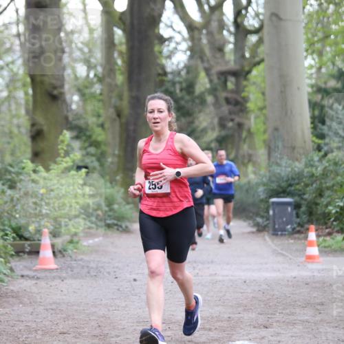 13.04.2025 - Hammer Lauf Jannik Wohlers http://msf.ph/oto/7654609 13.04.2025 10:33:30 Laufen 255 meine-sportfotos.de