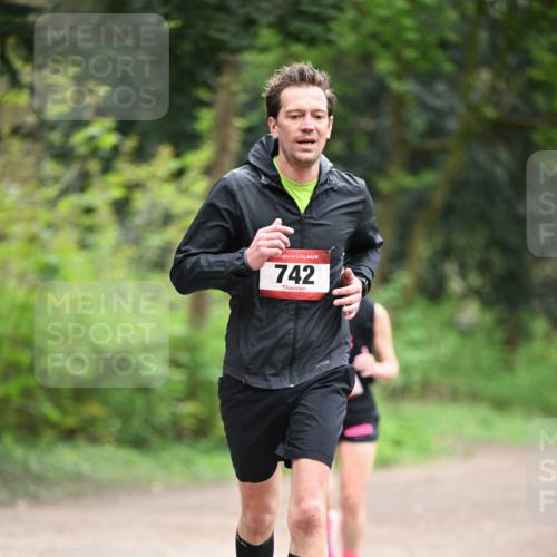 13.04.2025 - Hammer Lauf Dr. Thomas Lammeyer http://msf.ph/oto/7654782 13.04.2025 10:35:20 Laufen 742 meine-sportfotos.de