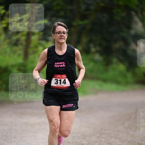 13.04.2025 - Hammer Lauf Dr. Thomas Lammeyer http://msf.ph/oto/7654824 13.04.2025 10:35:22 Laufen 15, 314 meine-sportfotos.de