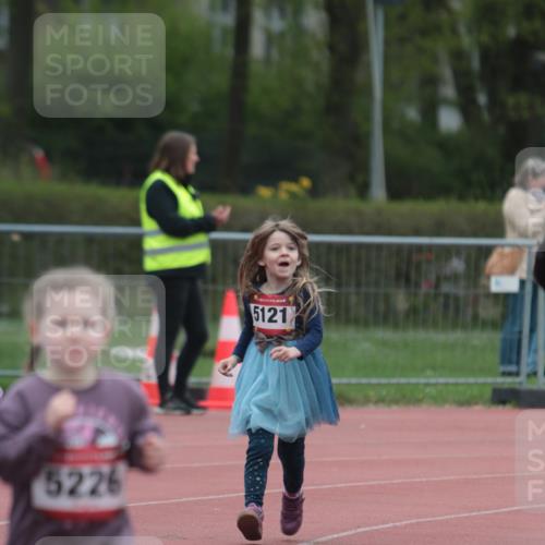 13.04.2025 - Hammer Lauf A. Gomolzig http://msf.ph/oto/7654858 13.04.2025 09:02:46 Ziel  meine-sportfotos.de