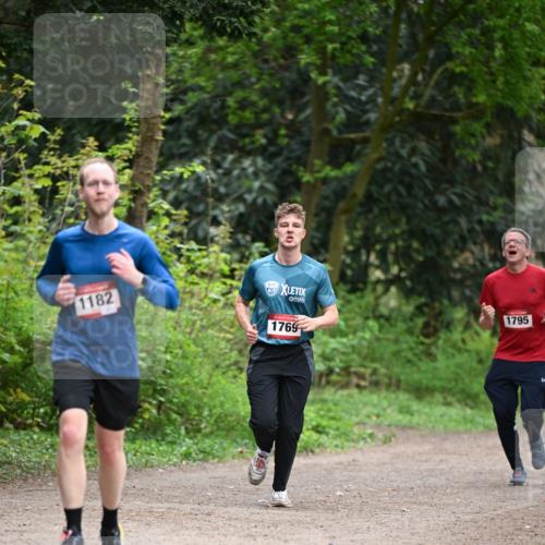 13.04.2025 - Hammer Lauf Dr. Thomas Lammeyer http://msf.ph/oto/7654896 13.04.2025 10:35:33 Laufen 1182, 0, 7, 1769, 1795 meine-sportfotos.de