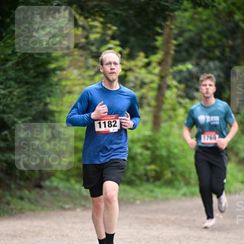 13.04.2025 - Hammer Lauf Dr. Thomas Lammeyer http://msf.ph/oto/7654908 13.04.2025 10:35:34 Laufen 1182, 97, 1769 meine-sportfotos.de