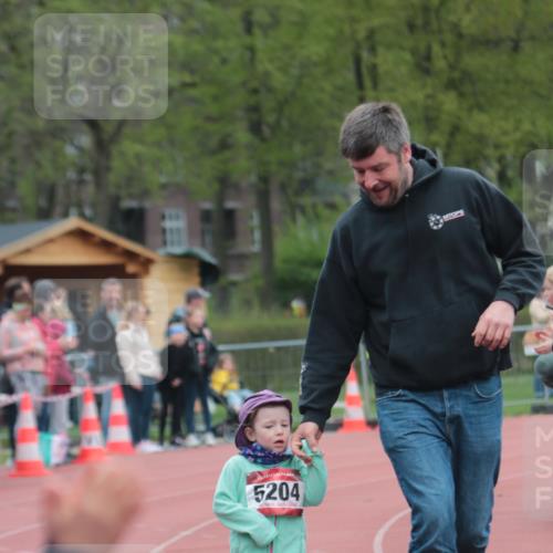 13.04.2025 - Hammer Lauf A. Gomolzig http://msf.ph/oto/7654958 13.04.2025 09:03:55 Ziel  meine-sportfotos.de