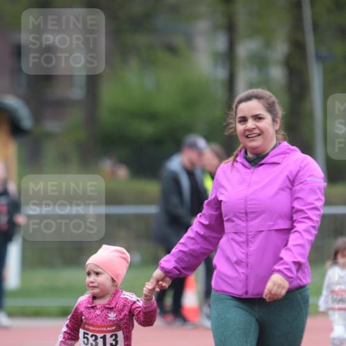 13.04.2025 - Hammer Lauf A. Gomolzig http://msf.ph/oto/7654978 13.04.2025 09:04:22 Ziel  meine-sportfotos.de