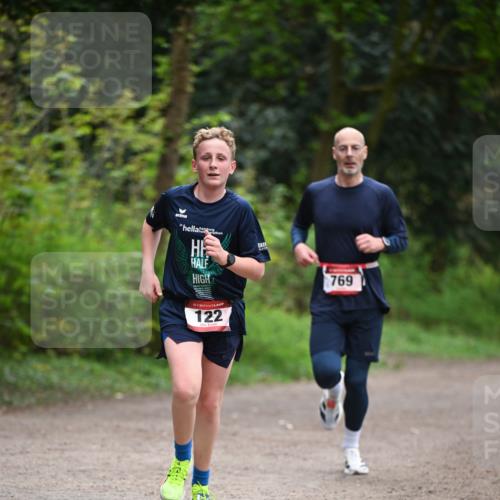 13.04.2025 - Hammer Lauf Dr. Thomas Lammeyer http://msf.ph/oto/7655032 13.04.2025 10:35:44 Laufen 15, 122, 769 meine-sportfotos.de