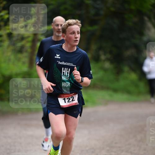 13.04.2025 - Hammer Lauf Dr. Thomas Lammeyer http://msf.ph/oto/7655072 13.04.2025 10:35:45 Laufen 15, 122 meine-sportfotos.de