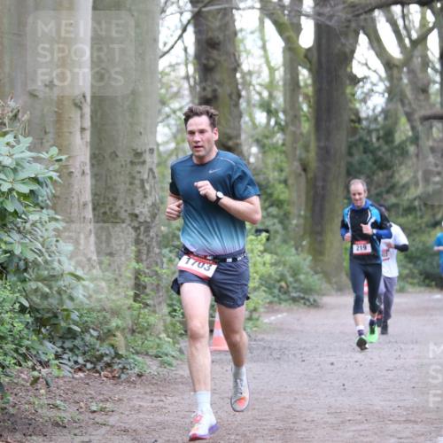13.04.2025 - Hammer Lauf Jannik Wohlers http://msf.ph/oto/7655089 13.04.2025 10:30:32 Laufen 1703, 219, 02 meine-sportfotos.de