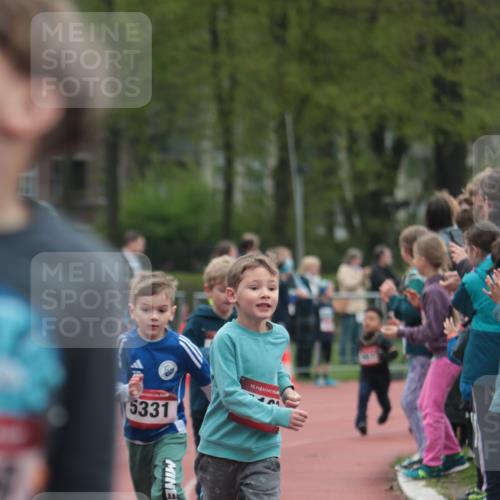 13.04.2025 - Hammer Lauf A. Gomolzig http://msf.ph/oto/7655117 13.04.2025 09:10:39 Ziel  meine-sportfotos.de