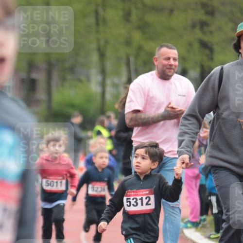 13.04.2025 - Hammer Lauf A. Gomolzig http://msf.ph/oto/7655144 13.04.2025 09:10:50 Ziel  meine-sportfotos.de