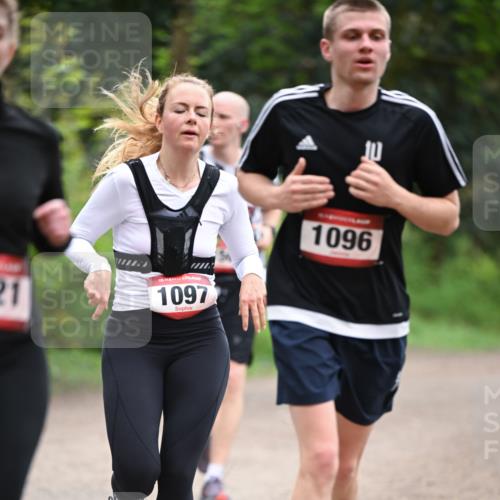13.04.2025 - Hammer Lauf Dr. Thomas Lammeyer http://msf.ph/oto/7655194 13.04.2025 10:35:58 Laufen 21, 15, 1097, 1096 meine-sportfotos.de