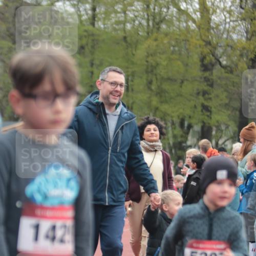13.04.2025 - Hammer Lauf A. Gomolzig http://msf.ph/oto/7655282 13.04.2025 09:12:01 Ziel  meine-sportfotos.de