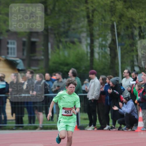 13.04.2025 - Hammer Lauf A. Gomolzig http://msf.ph/oto/7655329 13.04.2025 09:22:10 Ziel 457, 610, 1293, 1806 meine-sportfotos.de