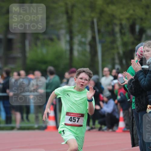 13.04.2025 - Hammer Lauf A. Gomolzig http://msf.ph/oto/7655335 13.04.2025 09:22:11 Ziel 457, 458, 610, 1293, 1806 meine-sportfotos.de