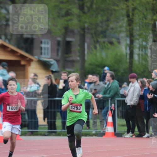 13.04.2025 - Hammer Lauf A. Gomolzig http://msf.ph/oto/7655344 13.04.2025 09:22:15 Ziel 458, 610, 1073, 1221, 1293, 1806 meine-sportfotos.de