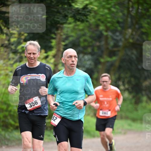 13.04.2025 - Hammer Lauf Dr. Thomas Lammeyer http://msf.ph/oto/7655359 13.04.2025 10:36:39 Laufen 15, 81, 356, 62 meine-sportfotos.de
