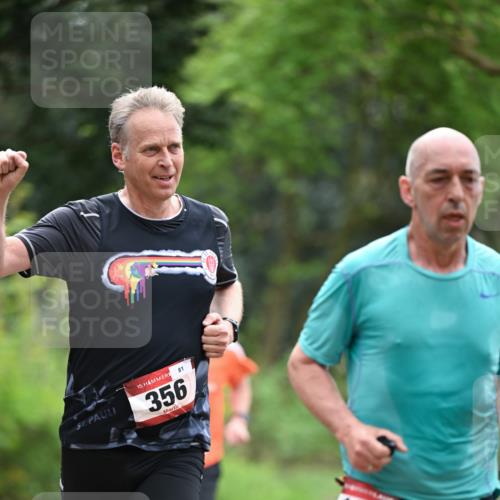 13.04.2025 - Hammer Lauf Dr. Thomas Lammeyer http://msf.ph/oto/7655381 13.04.2025 10:36:41 Laufen 15, 356, 81, 162 meine-sportfotos.de