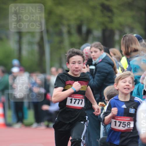 13.04.2025 - Hammer Lauf A. Gomolzig http://msf.ph/oto/7655424 13.04.2025 09:22:38 Ziel 1402, 1528, 1758, 1777 meine-sportfotos.de