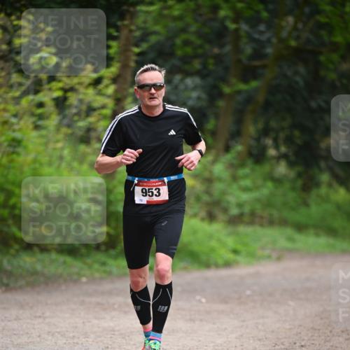 13.04.2025 - Hammer Lauf Dr. Thomas Lammeyer http://msf.ph/oto/7655528 13.04.2025 10:36:55 Laufen 15, 72, 953 meine-sportfotos.de