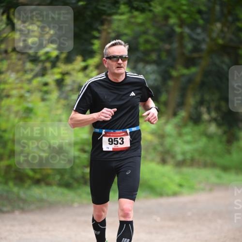 13.04.2025 - Hammer Lauf Dr. Thomas Lammeyer http://msf.ph/oto/7655540 13.04.2025 10:36:56 Laufen 15, 72, 953 meine-sportfotos.de