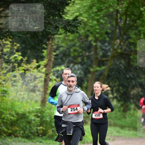 13.04.2025 - Hammer Lauf Dr. Thomas Lammeyer http://msf.ph/oto/7655591 13.04.2025 10:37:02 Laufen 15, 254, 450 meine-sportfotos.de