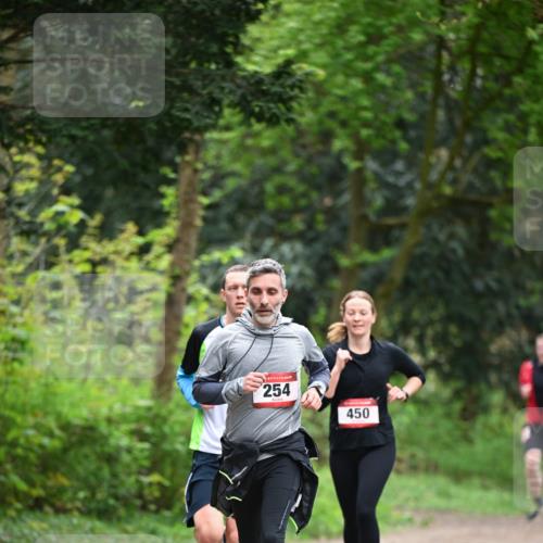 13.04.2025 - Hammer Lauf Dr. Thomas Lammeyer http://msf.ph/oto/7655593 13.04.2025 10:37:02 Laufen 254, 450 meine-sportfotos.de