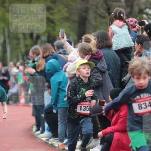 13.04.2025 - Hammer Lauf A. Gomolzig http://msf.ph/oto/7655597 13.04.2025 09:23:40 Ziel 531, 541, 629, 834, 890, 952, 985, 1159, 1242, 1332, 1358, 1420, 1435, 1439, 1520, 1533, 1620, 1622, 1625, 1756, 1771, 1909 meine-sportfotos.de