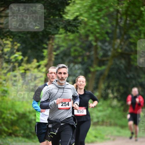 13.04.2025 - Hammer Lauf Dr. Thomas Lammeyer http://msf.ph/oto/7655605 13.04.2025 10:37:03 Laufen 254, 450 meine-sportfotos.de