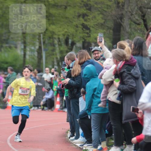 13.04.2025 - Hammer Lauf A. Gomolzig http://msf.ph/oto/7655616 13.04.2025 09:23:44 Ziel 531, 890, 985, 1309, 1322, 1439, 1488, 1533, 1620, 1622, 1625, 1756, 1771, 1906, 1909 meine-sportfotos.de