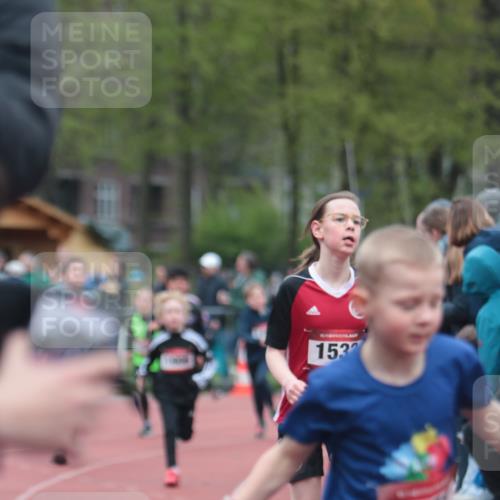 13.04.2025 - Hammer Lauf A. Gomolzig http://msf.ph/oto/7655625 13.04.2025 09:23:49 Ziel 944, 1129, 1211, 1309, 1322, 1478, 1488, 1533, 1756, 1771, 1906 meine-sportfotos.de